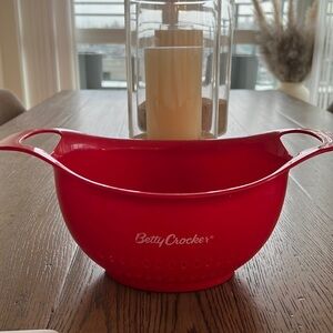 Home Kitchen Bakeware Vintage Betty Crocker Strainer